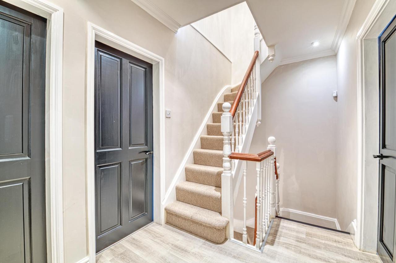Vila Luxury Georgian Townhouse With Cinema And Parking Chester Exteriér fotografie