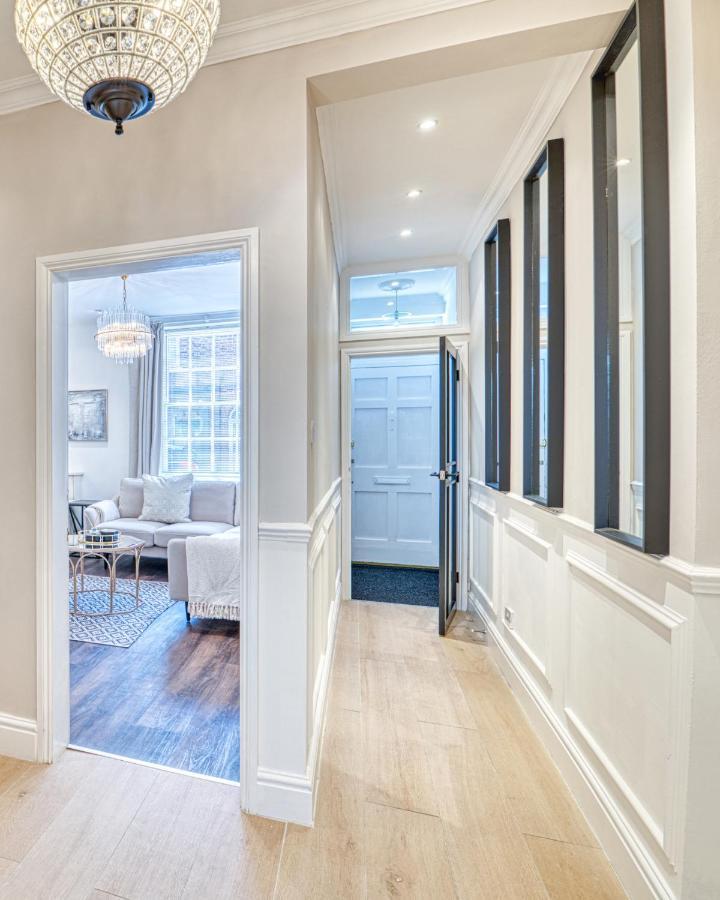 Vila Luxury Georgian Townhouse With Cinema And Parking Chester Exteriér fotografie